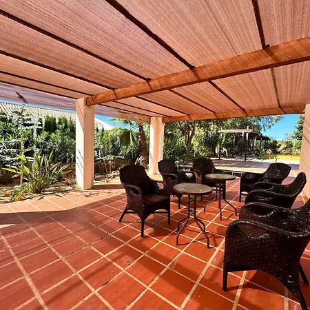 Spacious With Private Pool * Montgo