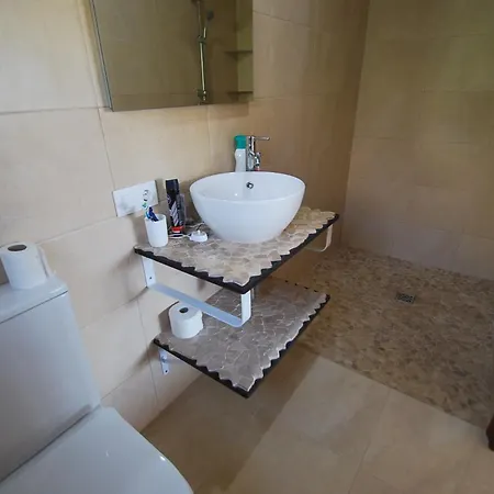 Spacious With Private Pool Villa *