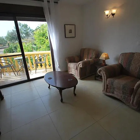 Villa Spacious With Private Pool Montgo