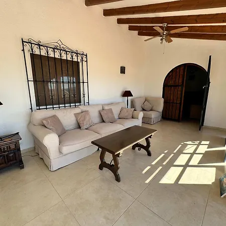 Spacious With Private Pool