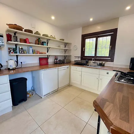 Spacious With Private Pool * Montgo