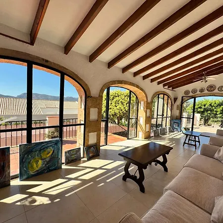 Spacious With Private Pool 빌라