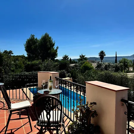 Spacious With Private Pool Villa Montgo