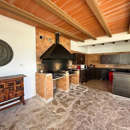 Spacious With Private Pool * Montgo