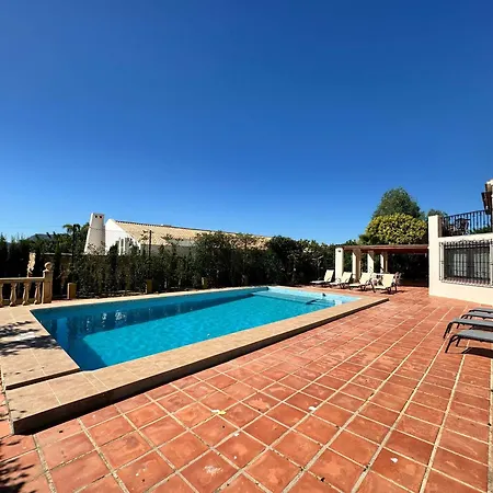 빌라 Spacious With Private Pool