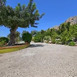 Villa Spacious With Private Pool Montgo