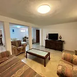 Villa Spacious With Private Pool Montgo