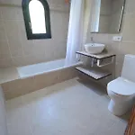 Spacious With Private Pool Villa