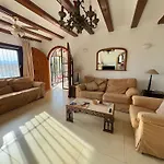 Villa Spacious With Private Pool *