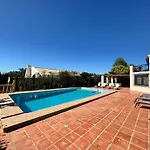 Villa Spacious With Private Pool