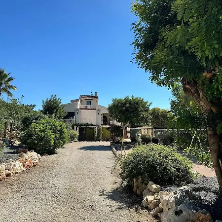 Spacious With Private Pool Villa *