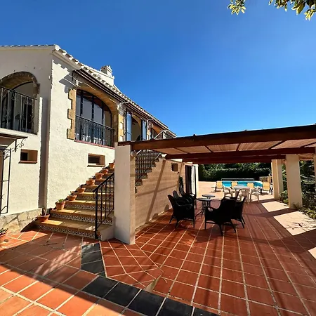 Villa Spacious With Private Pool *