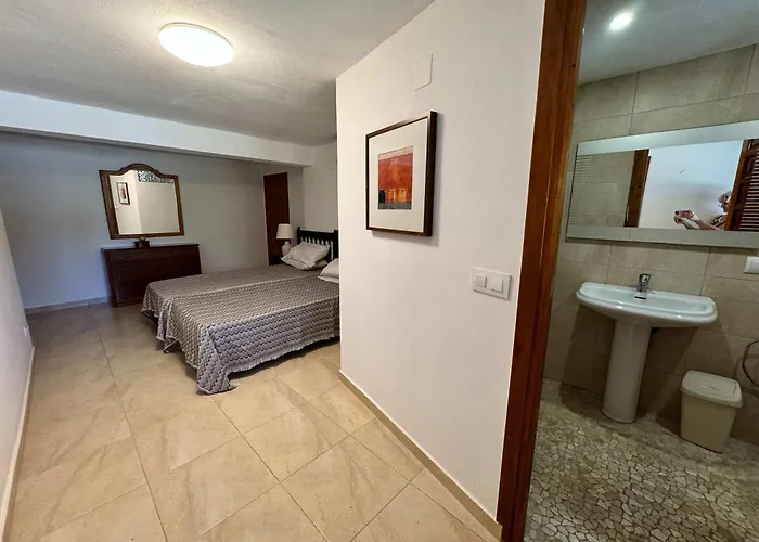 Villa Spacious With Private Pool