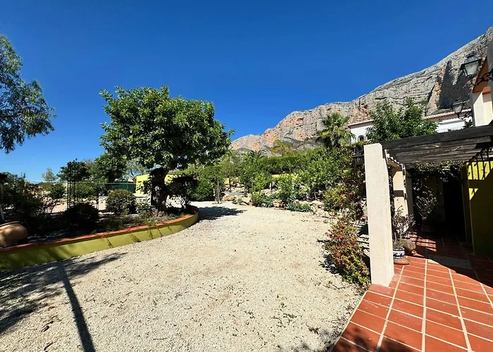 Villa Spacious With Private Pool *