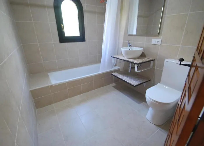 Spacious With Private Pool Villa