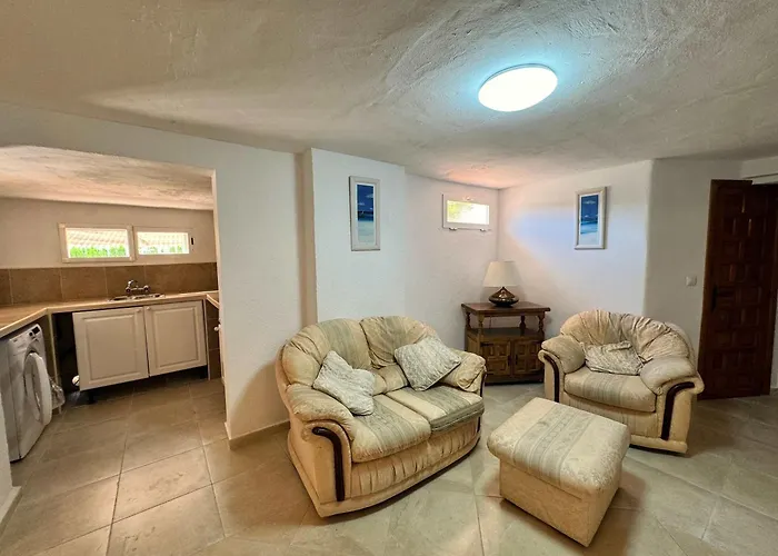 Villa Spacious With Private Pool