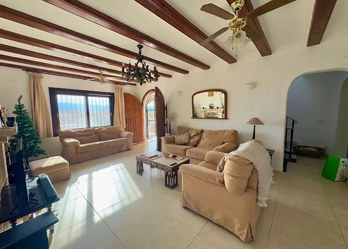 Villa Spacious With Private Pool