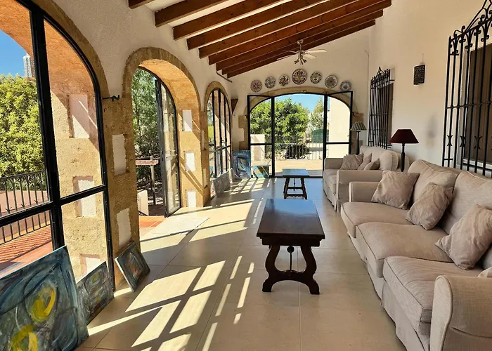 Spacious With Private Pool