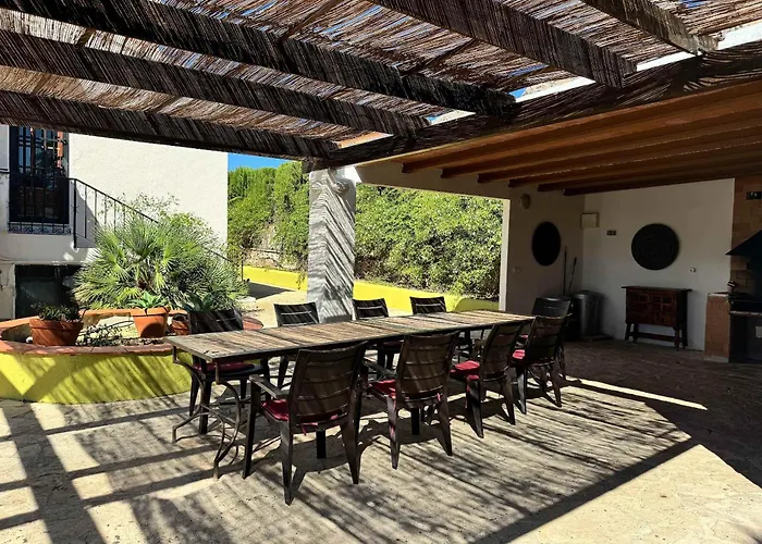 Spacious With Private Pool Villa